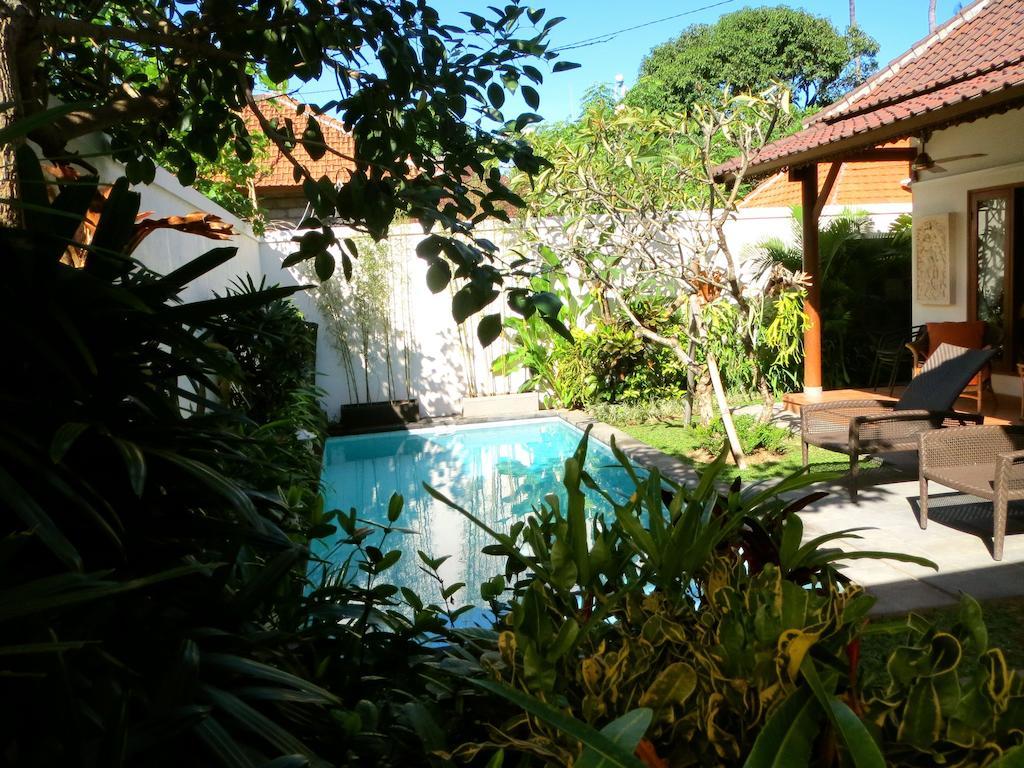 Villa Chinta 1 Sanur Rum bild